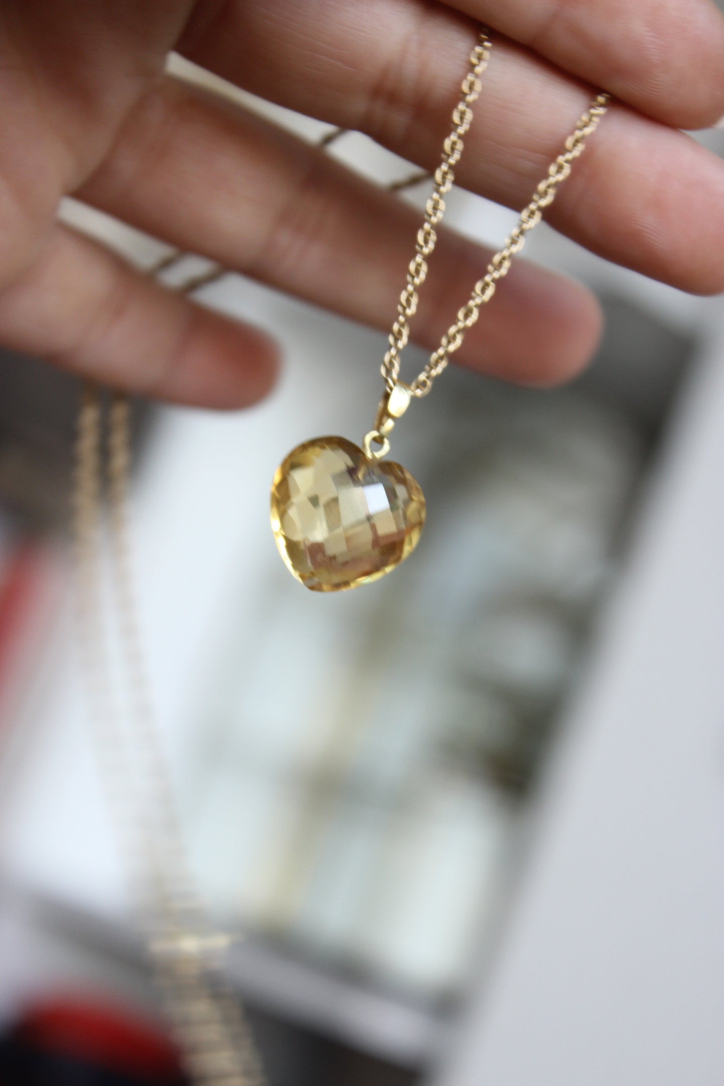 18K Gold Pendant with Cushion-Cut Heart-Shaped Citrine