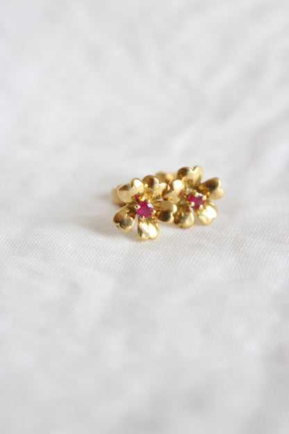 18k Gold Flower Earrings with Rubies from the 90's