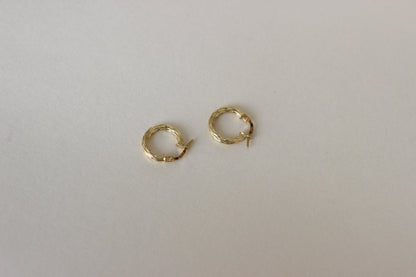Vintage 1980s 18K Yellow Gold Braided Hoop Earrings