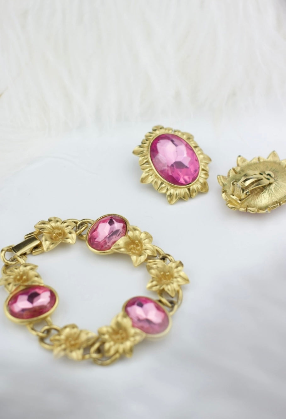 Rare : Trifari Kunio Matsumoto 1970’s Gold Tone Pink Crystal Set