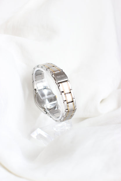 2 tones - Seiko Quartz Day-Date - Sapphire Glass