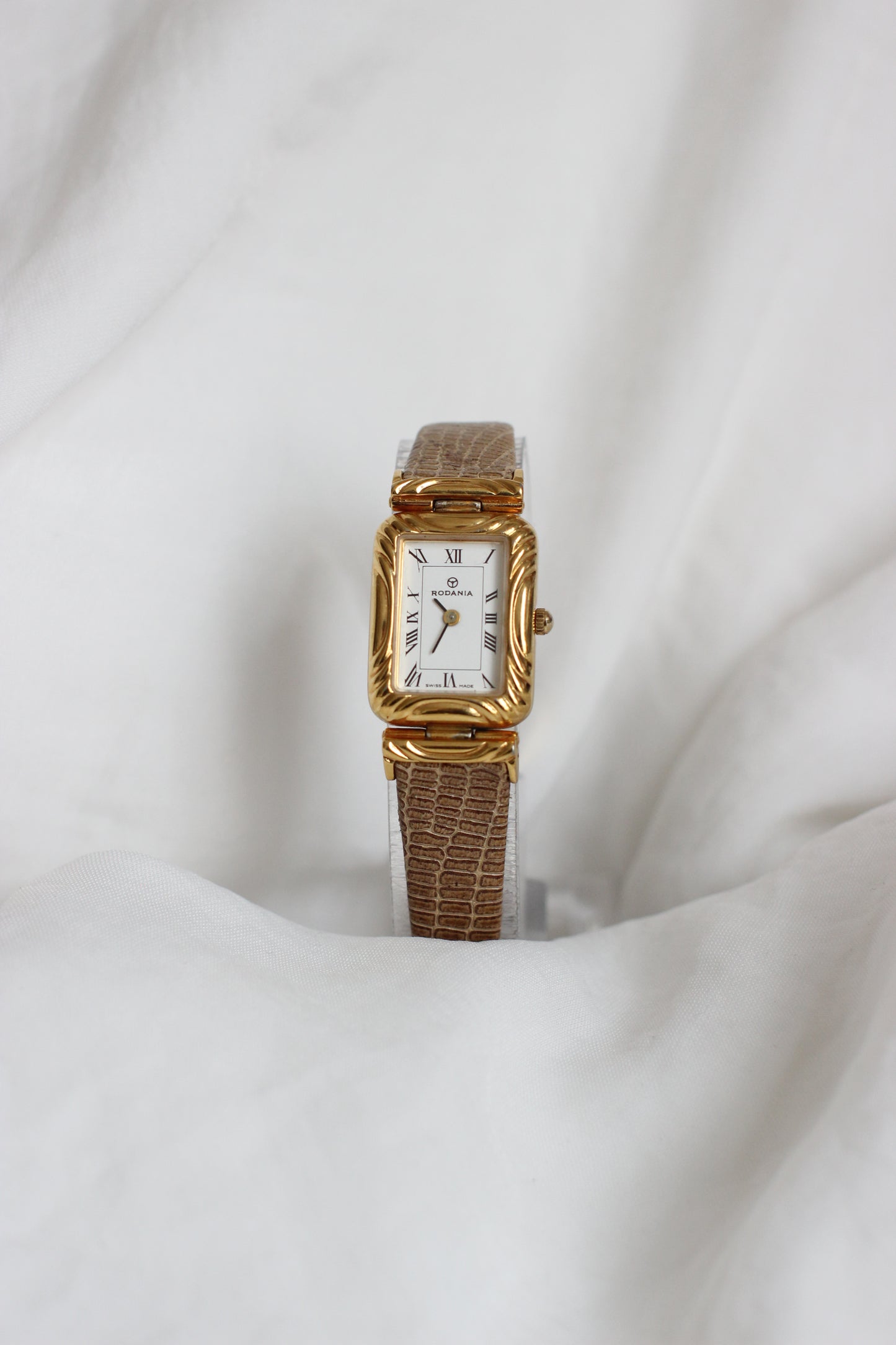 Vintage Rodania Quartz Watch with Romantic Arabesque Dial – 1980s/90s