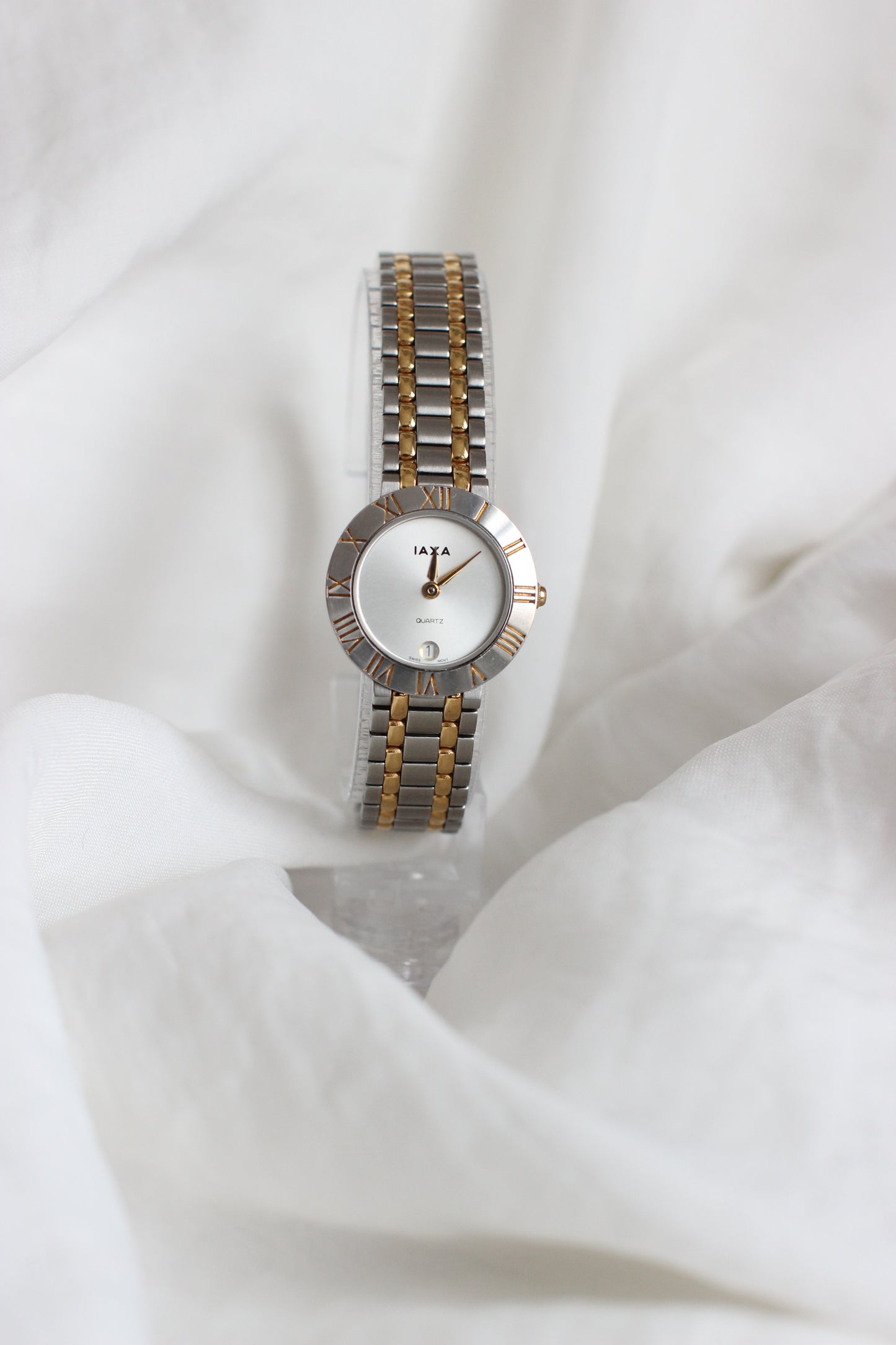 Vintage Iaxa 2 tones Quartz Watch – 1980s