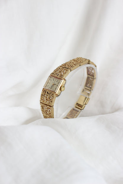 Vintage Dauphin Mechanical Watch – 1960s Lace-Style Mesh