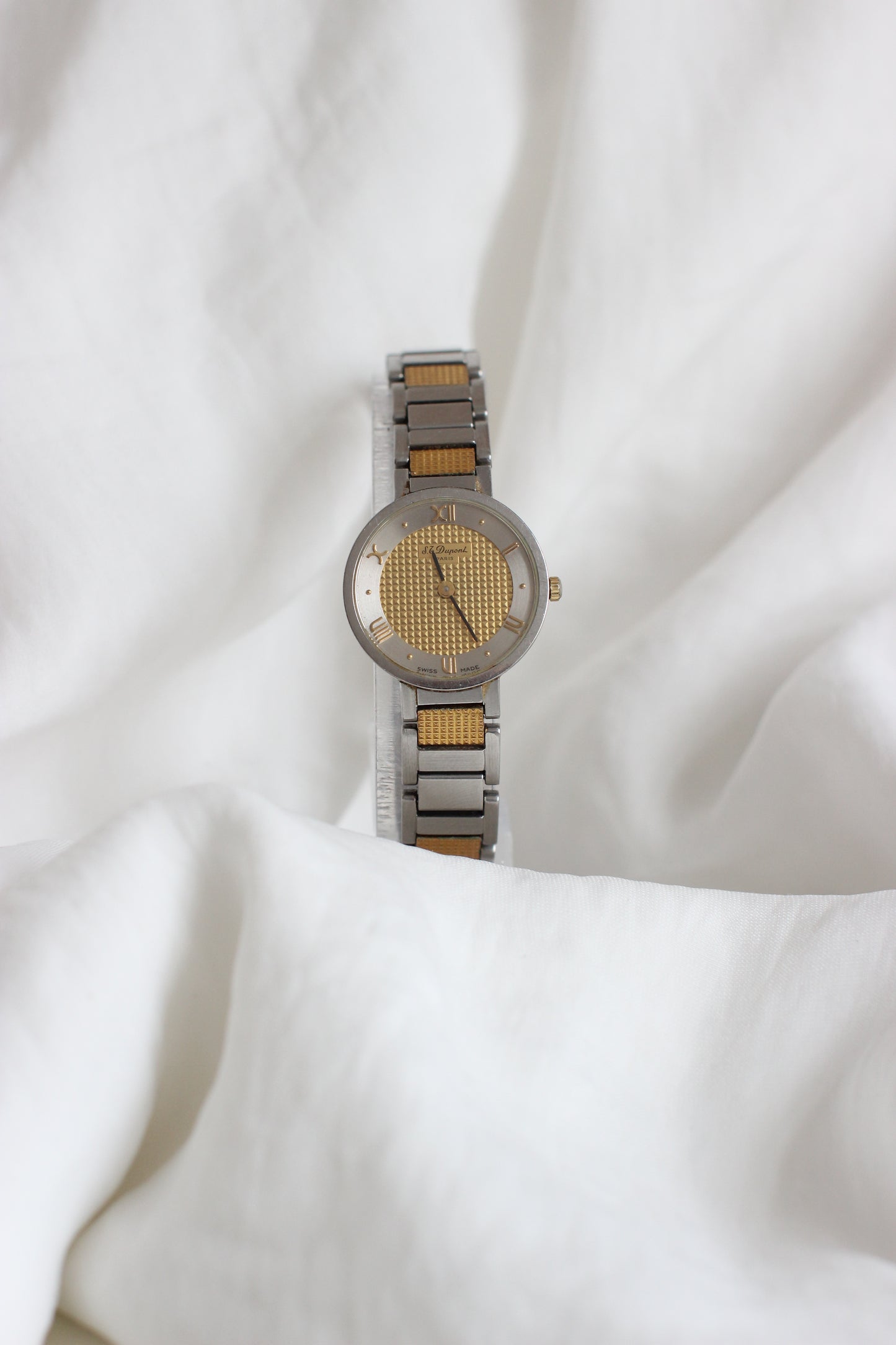 ST DUPONT Honeycomb Ronde Ladies Quartz Watch – Vintage 1980s