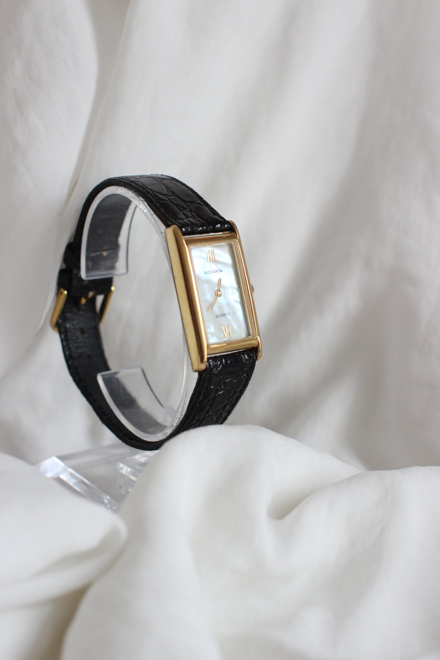 Vintage Rodania Tank Américaine Watch – Mother-of-Pearl Dial, Black Leather Strap