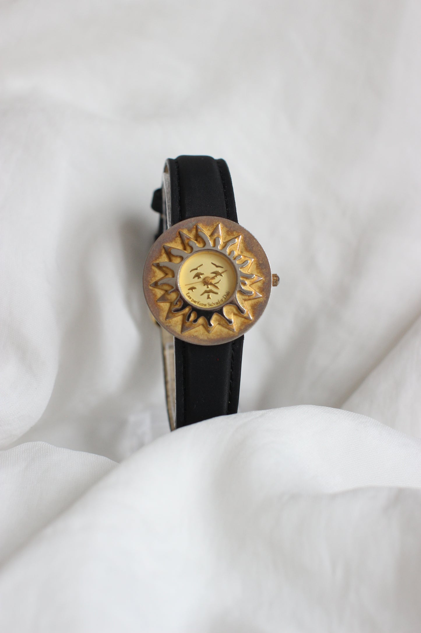 Vintage Salvador Dalí "Le Roy Soleil" Gold-Plated Watch – 1992