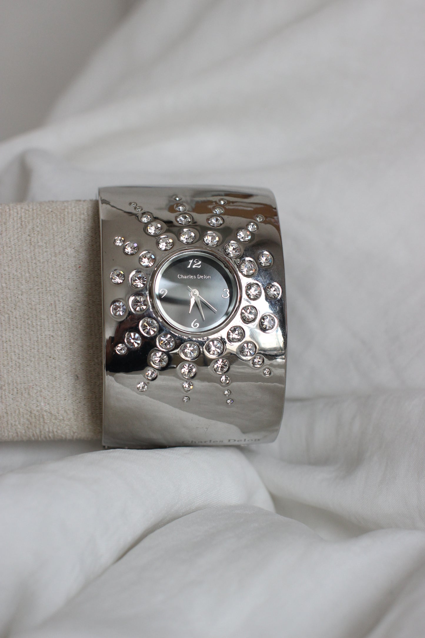 Charles Delon Statement Cuff Watch – Black Dial with Crystal Star