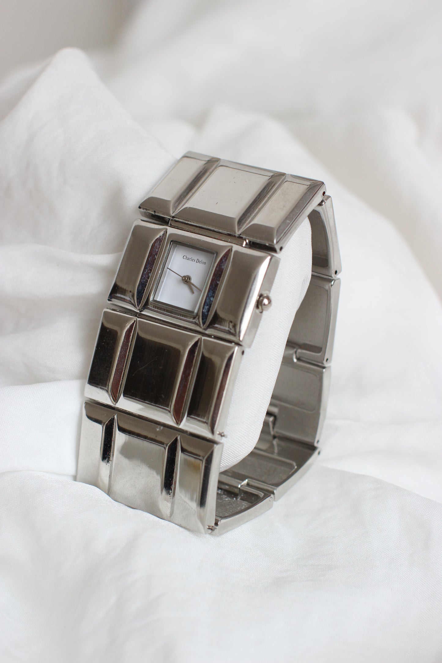 Charles Delon 1980s Silver-Tone Cubic Modernist Cuff Watch – White Dial