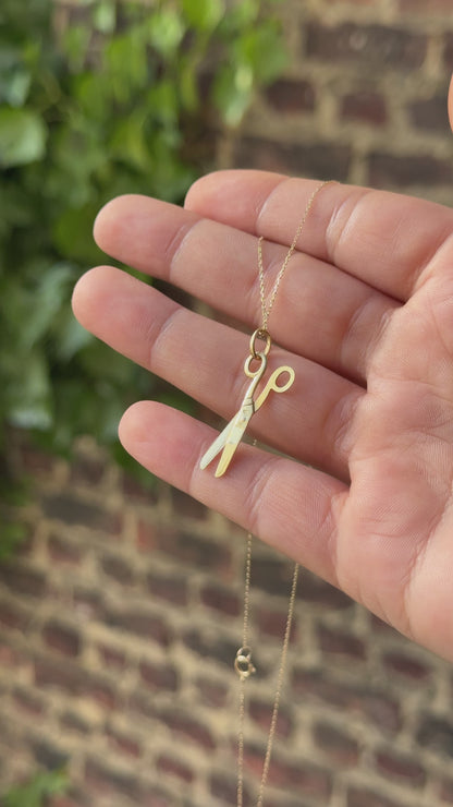 18k Gold Scissors Pendant with Exquisite Detailing from the 80's