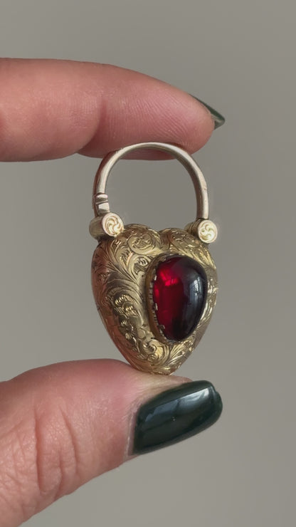 Large Victorian Heart-Shaped Garnet Padlock – Circa 1860 – Romantic 8ct Gold Antique