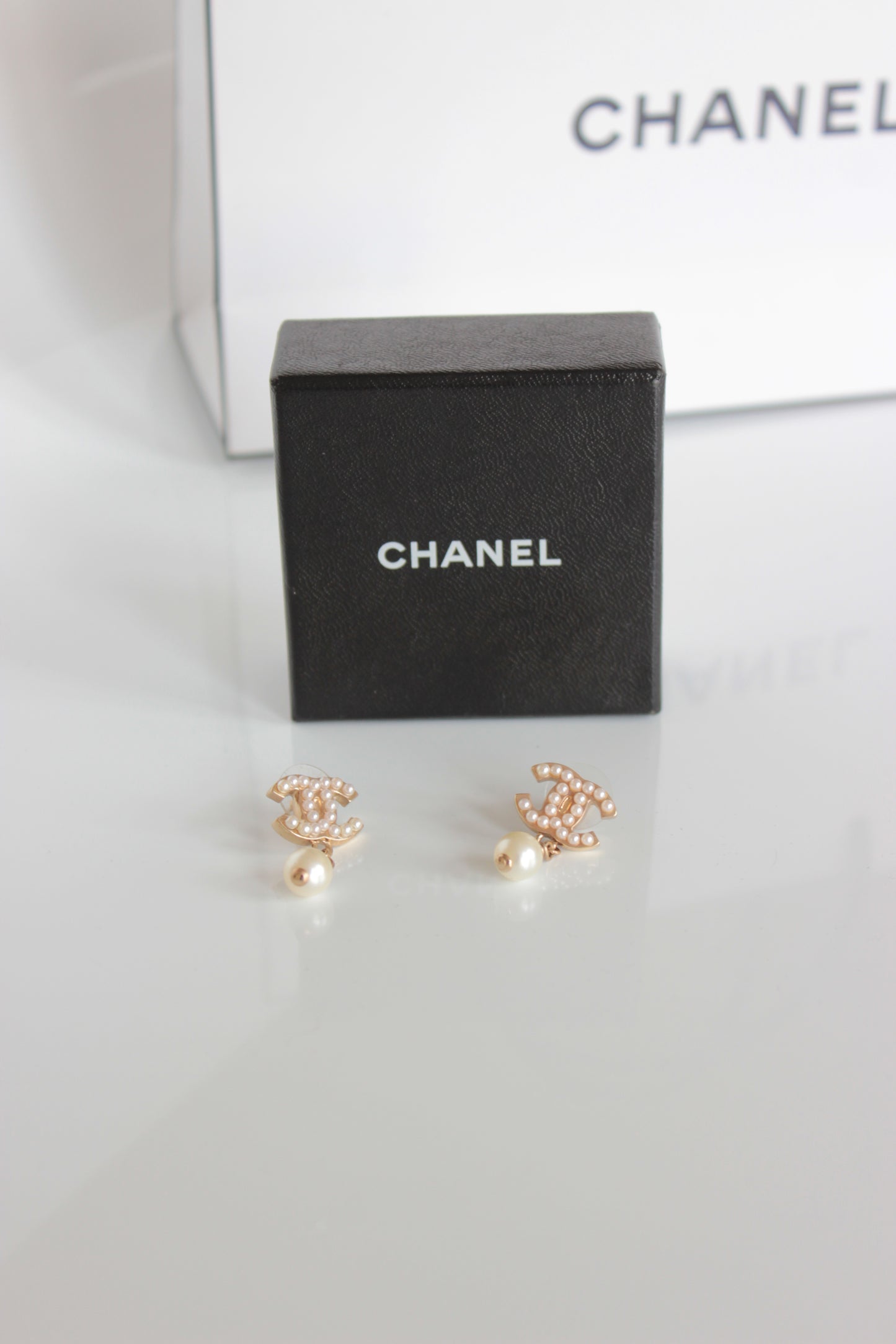 Boucles d'oreilles Chanel fabuleuses, élégantes et raffinées - 2002